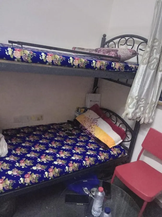Appartement Dormitory Bed Space For Male And Female Charjah Émirats arabes unis